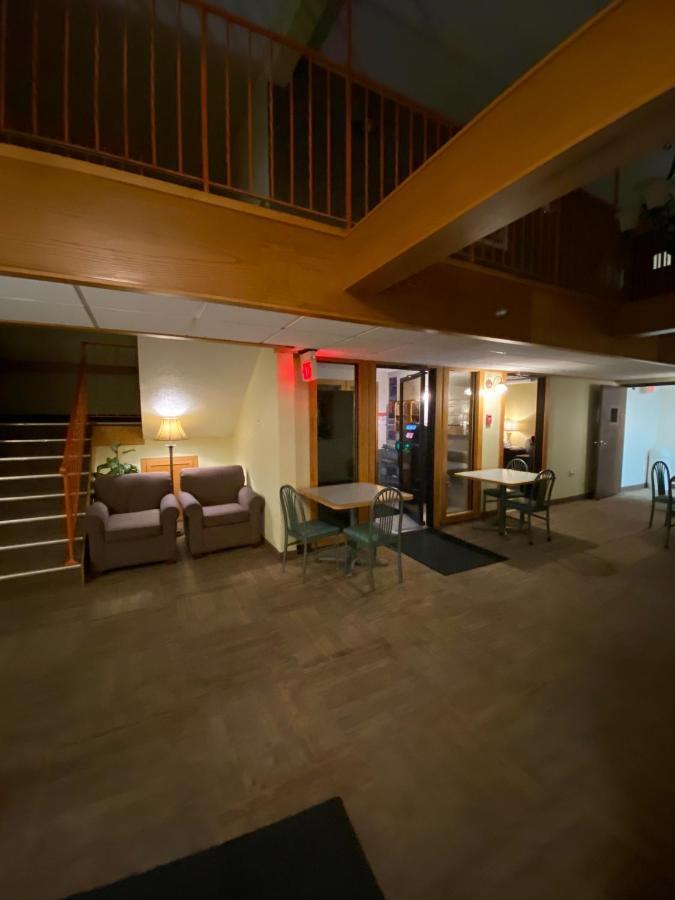 Bison Plains Lodge Moorhead Zewnętrze zdjęcie